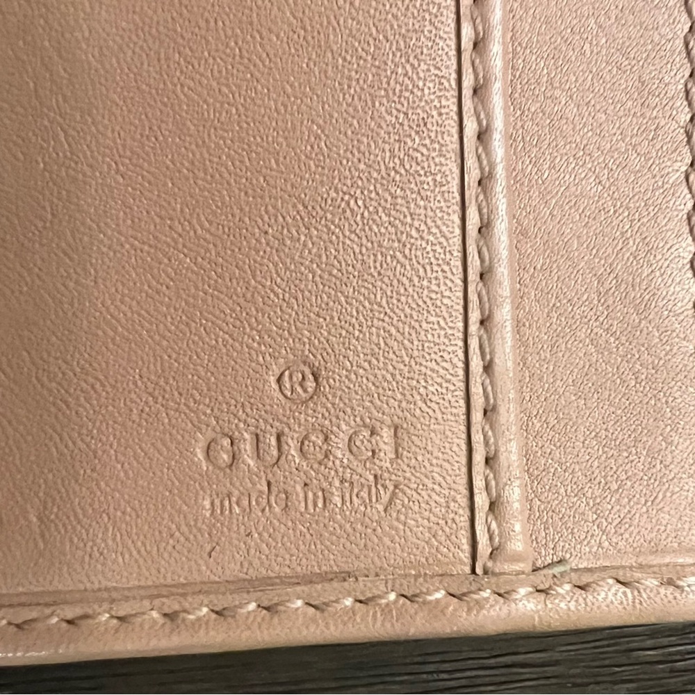 pre-loved Gucci Python Canvas GG Wallet - Picture 9 of 15